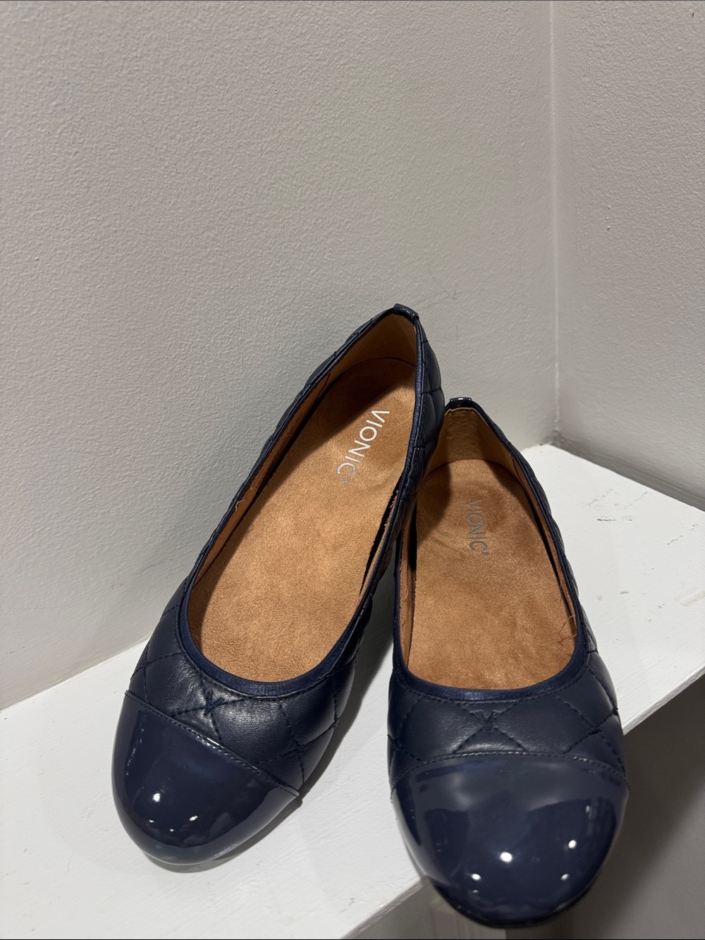 Vionic Quilted Navy Patent Cap-Toe Flats